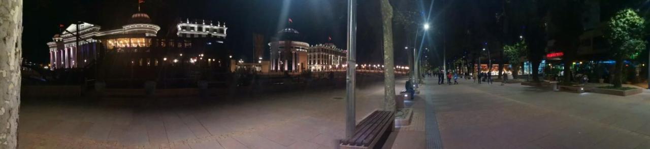 Calla 5 Apartment - Main Square, In The City Shopping Center - Parking Slot With Security And Video Camera Скопье Экстерьер фото