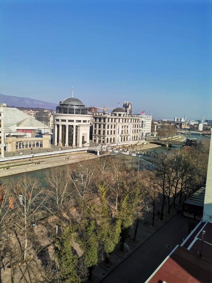 Calla 5 Apartment - Main Square, In The City Shopping Center - Parking Slot With Security And Video Camera Скопье Экстерьер фото