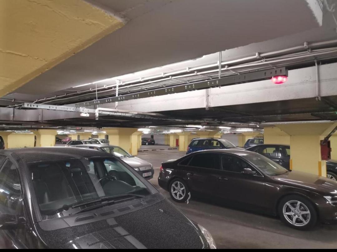 Calla 5 Apartment - Main Square, In The City Shopping Center - Parking Slot With Security And Video Camera Скопье Экстерьер фото