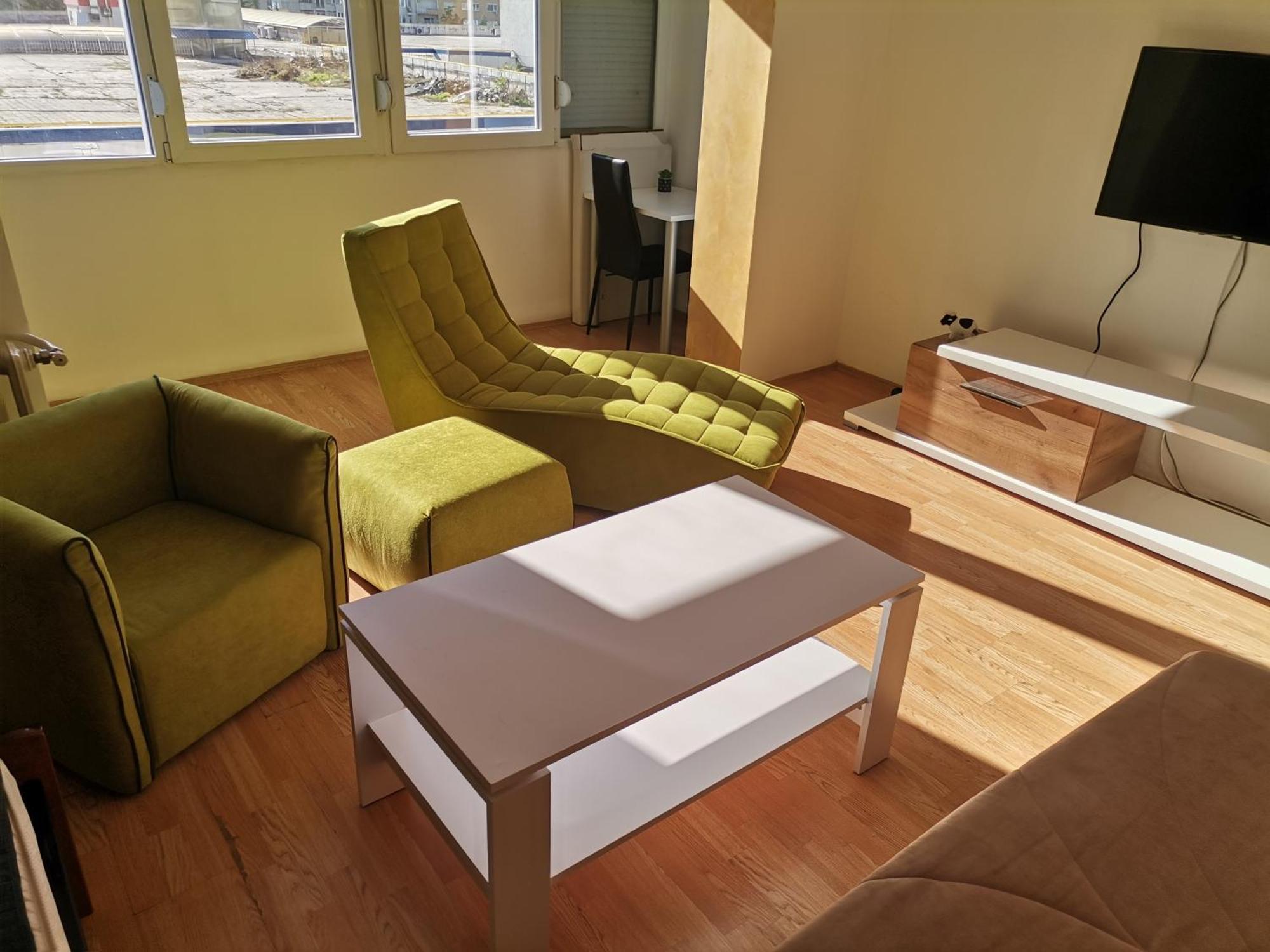 Calla 5 Apartment - Main Square, In The City Shopping Center - Parking Slot With Security And Video Camera Скопье Экстерьер фото