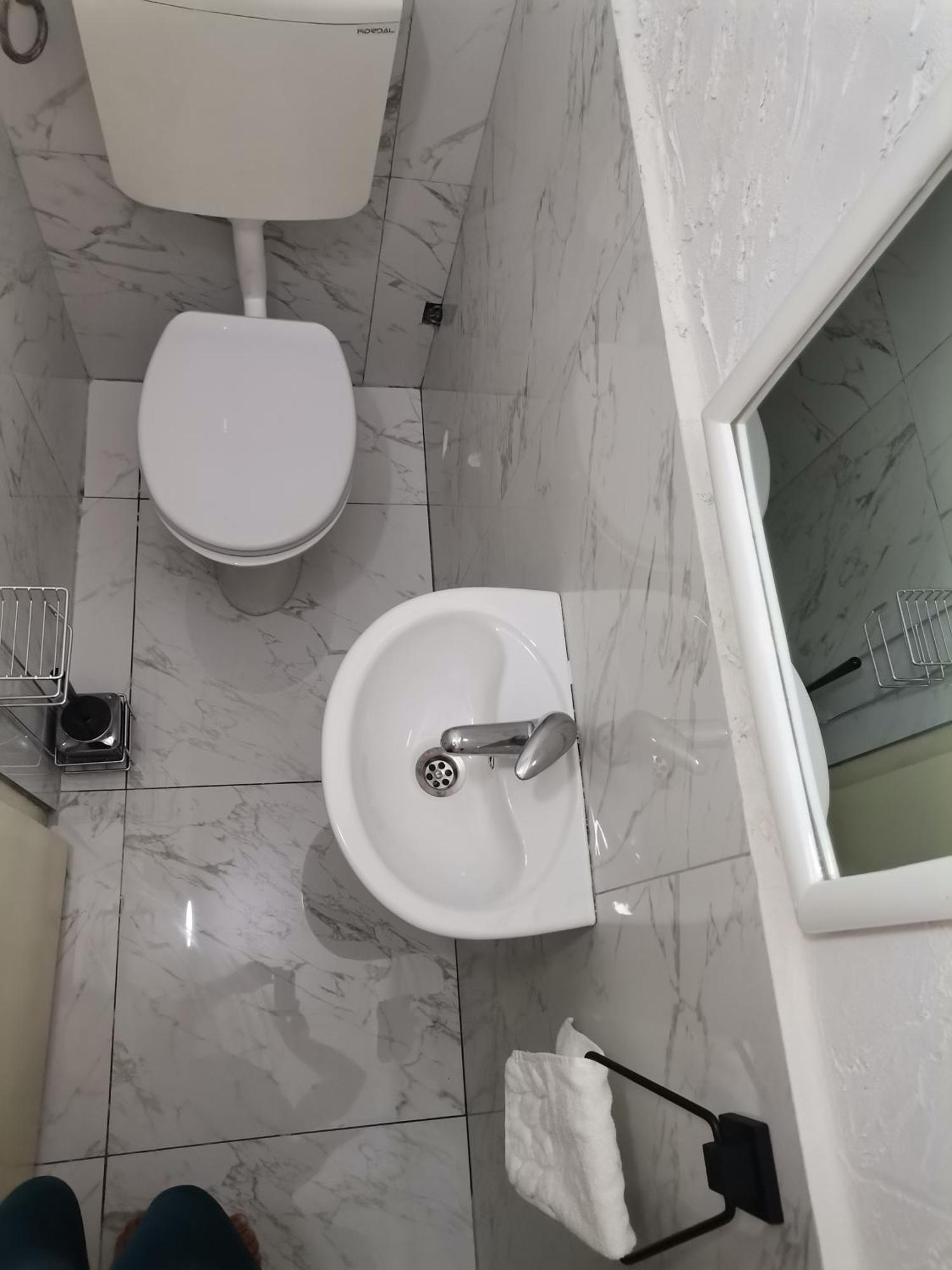 Calla 5 Apartment - Main Square, In The City Shopping Center - Parking Slot With Security And Video Camera Скопье Экстерьер фото